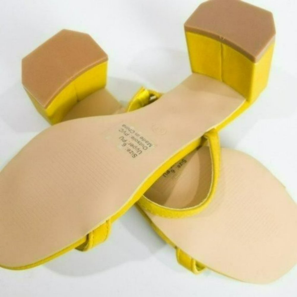 Olivia Miller Out on the Town Block Heel Sandals-6 - Picture 3 of 3